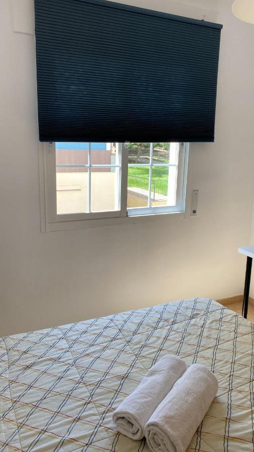 Habitacion Grande Con Bano Privado En Coin A 30Km De La Playa Εξωτερικό φωτογραφία