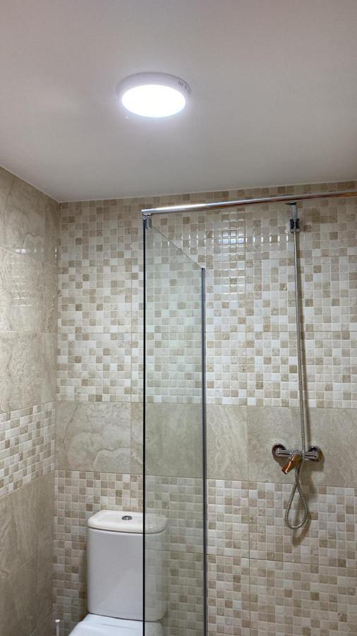 Habitacion Grande Con Bano Privado En Coin A 30Km De La Playa Εξωτερικό φωτογραφία